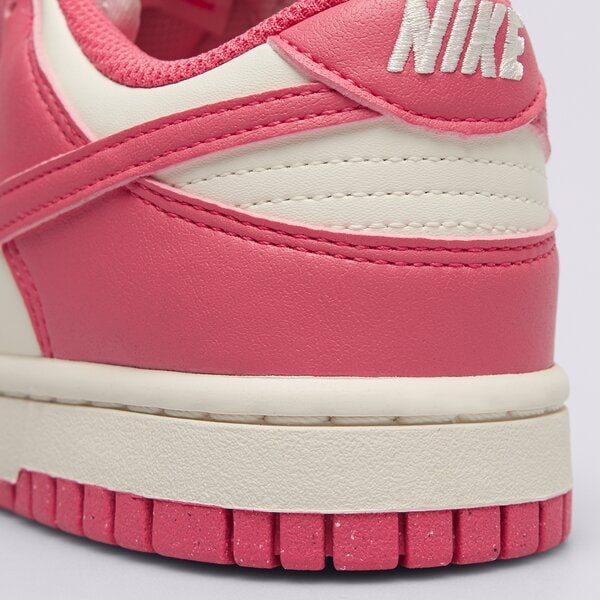 Дамски маратонки NIKE DUNK LOW dd1873-600 цвят розов