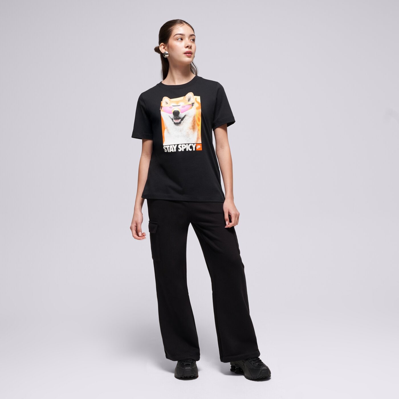 Детска тениска NIKE ТЕНИСКА K NSW TEE PHOTO SHIBA GIRL hv5206-010 цвят черен