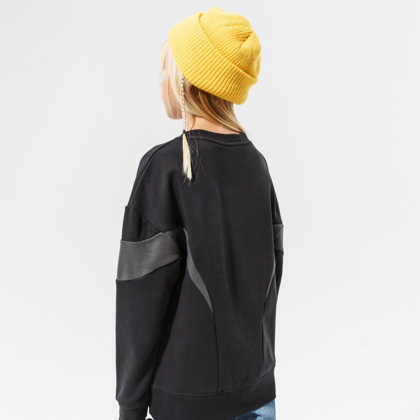 Детски суичър NIKE GIRLS' AIR BOYFRIEND CREW SWEATSHIRT JUNIOR GIRL dd7135-010 цвят черен