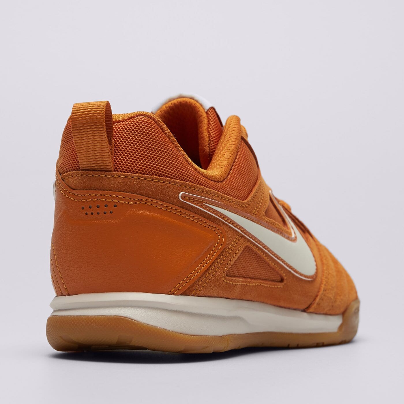 Детски маратонки NIKE GATO SDE (GS) ii7085-800 цвят кафяв