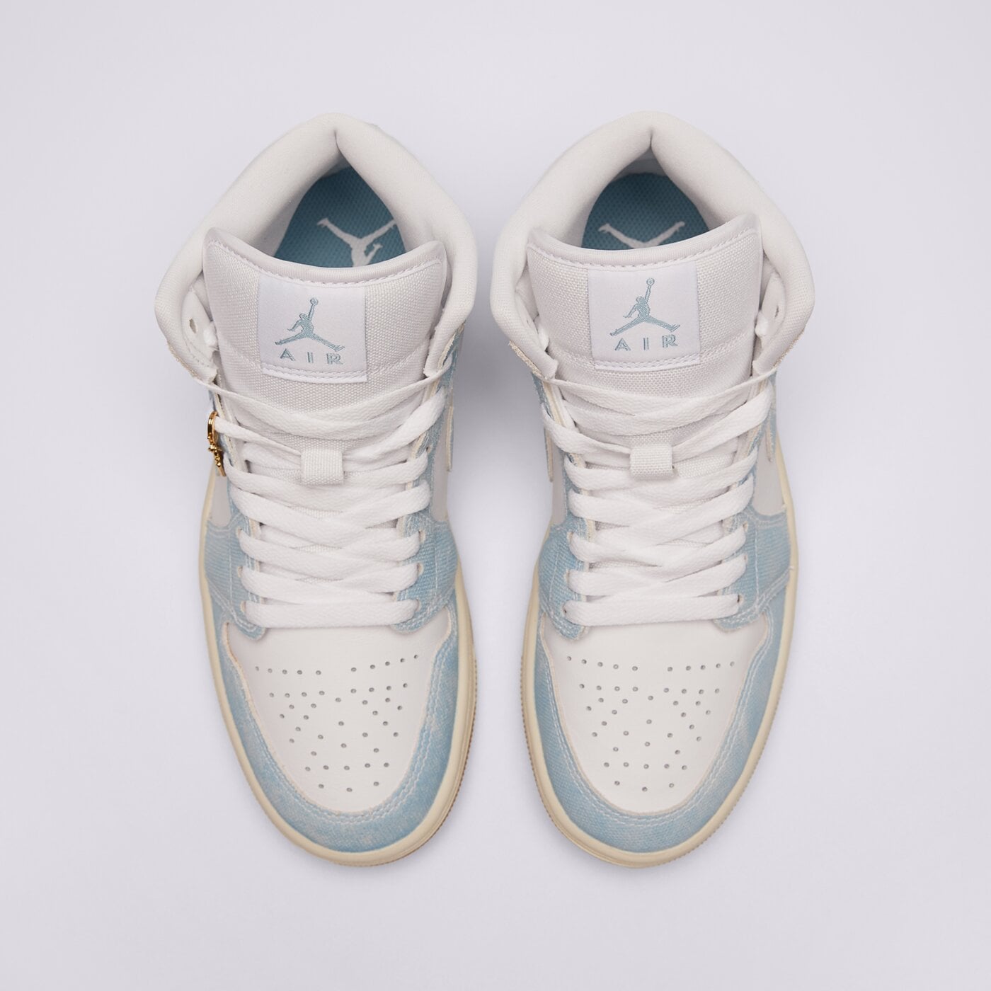 Дамски маратонки WMNS AIR JORDAN 1 MID SE  hq2005-100 цвят бял