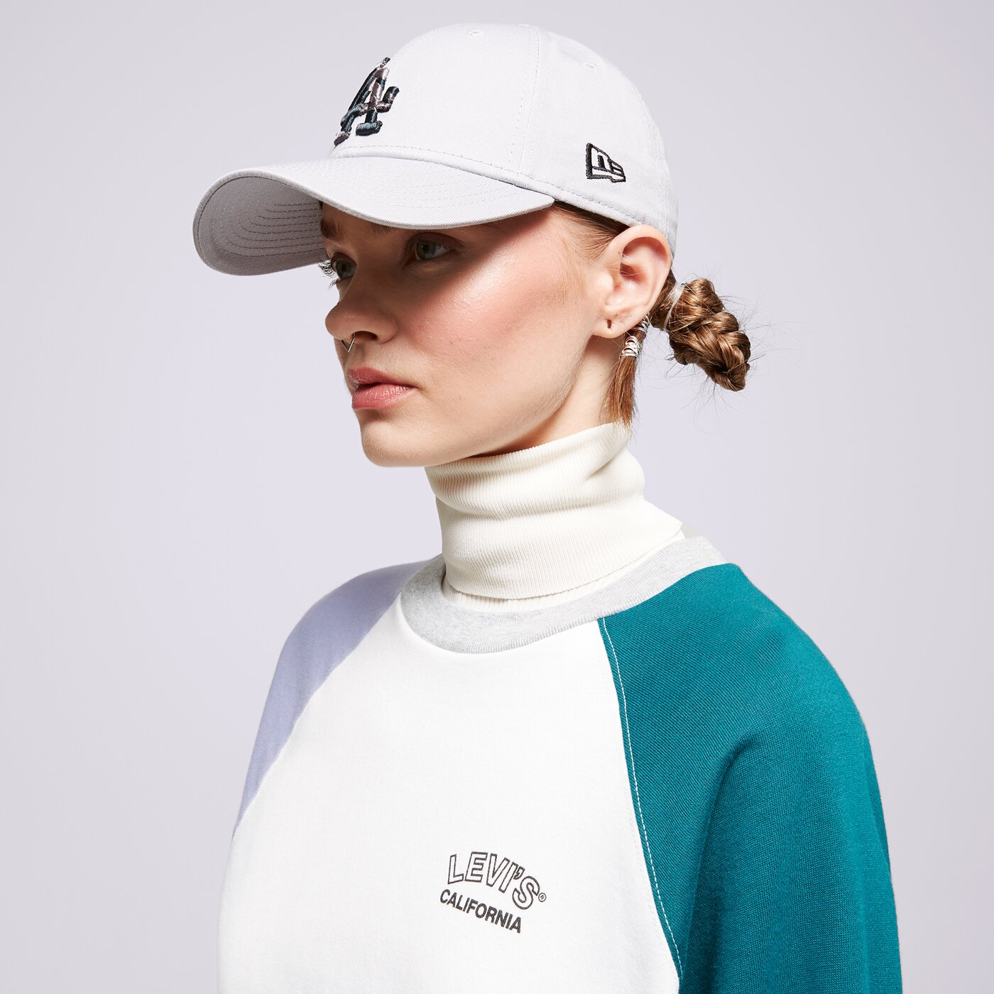 Дамски суичър LEVI'S СУИТЧЪР GR VINTAGE RAGLAN CREW MULTI-COLOR 187220080 цвят многоцветен