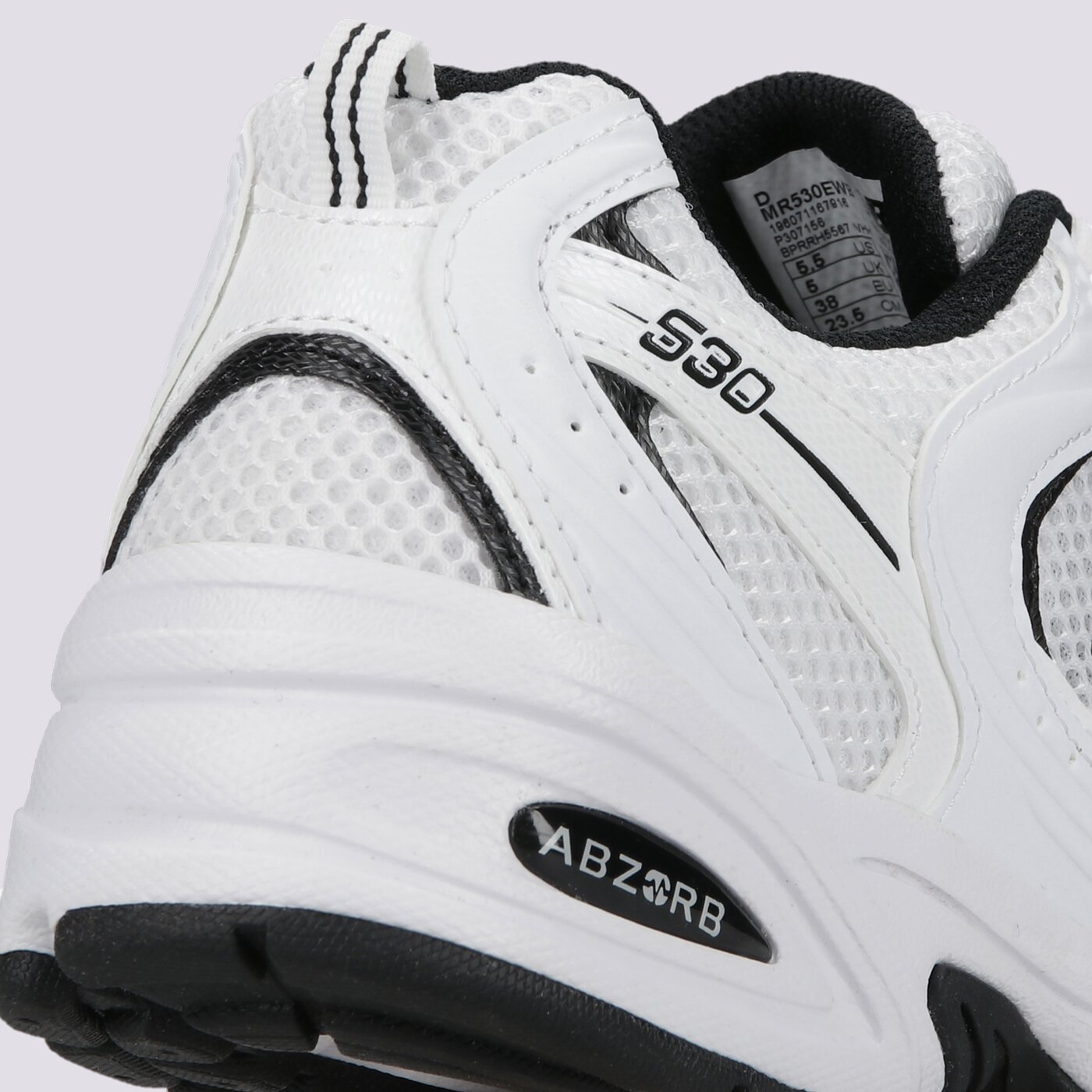 Дамски маратонки NEW BALANCE 530  mr530ewb цвят бял