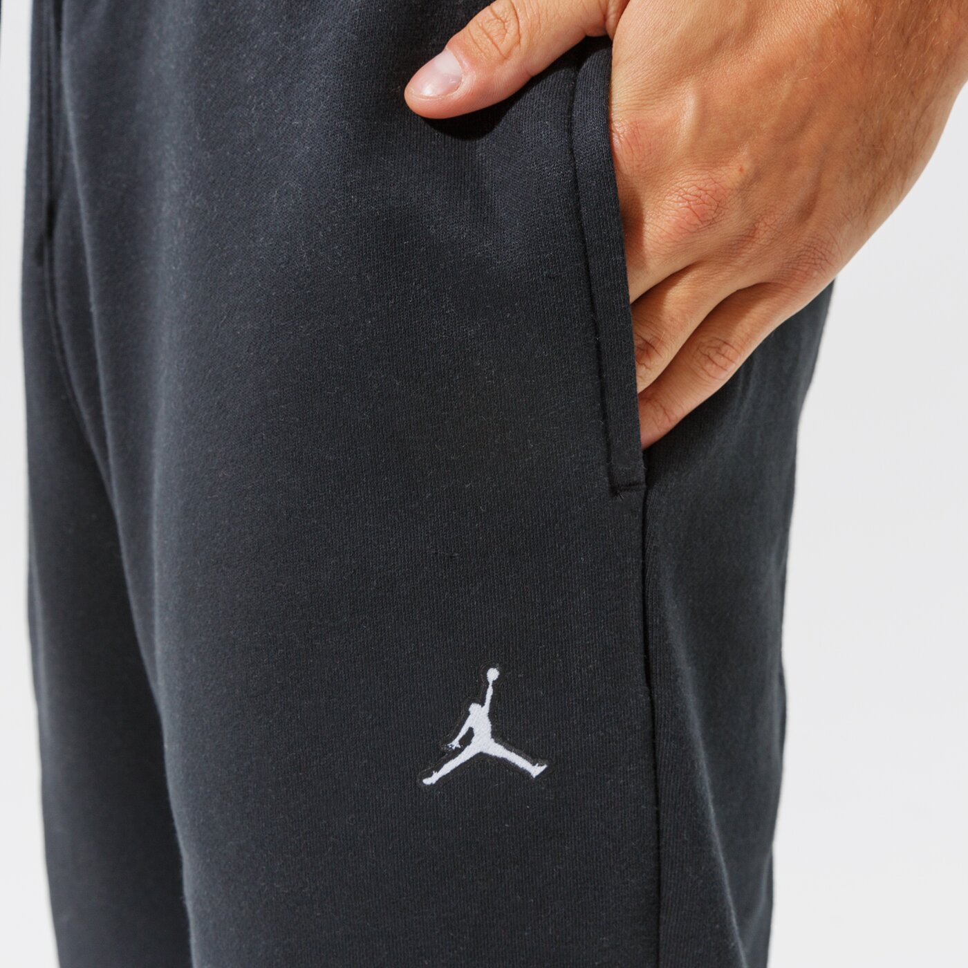 Мъжки панталони JORDAN ПАНТАЛОНИ ESSENTIAL FLEECE JOGGERS da9820-010 цвят черен