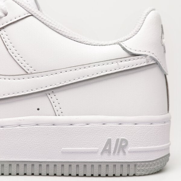 Детски маратонки NIKE AIR FORCE 1 dx5805-100 цвят бял