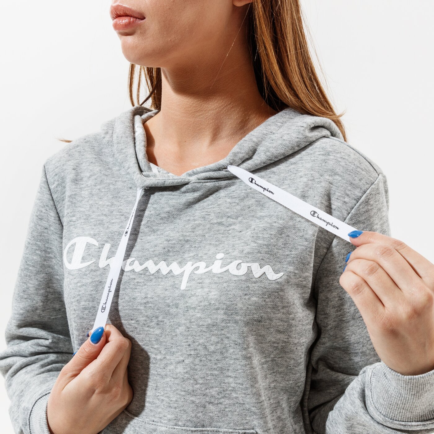 Дамски суичър CHAMPION СУИТЧЪР С КАЧУЛКА HOODED SWEATSHIRT 112580em029 цвят сив