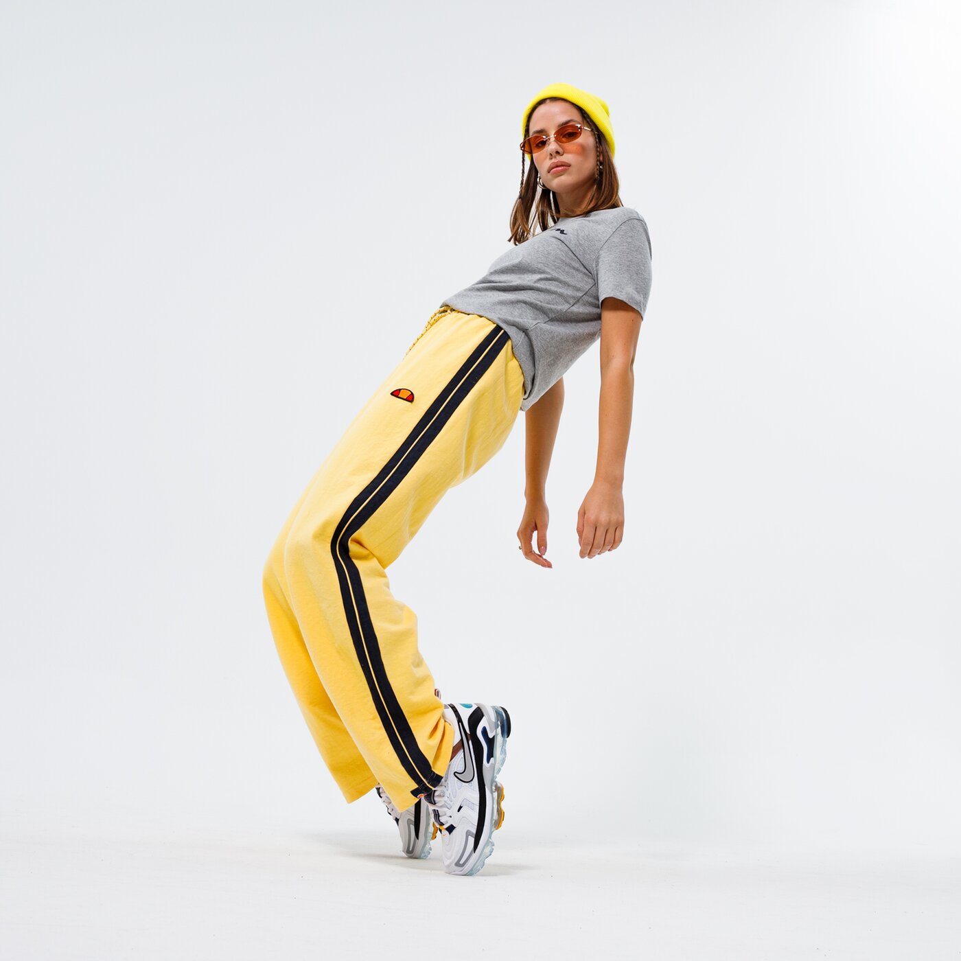 Дамска тениска CHAMPION ТЕНИСКА CREWNECK ТЕНИСКА 113223em006 цвят сив