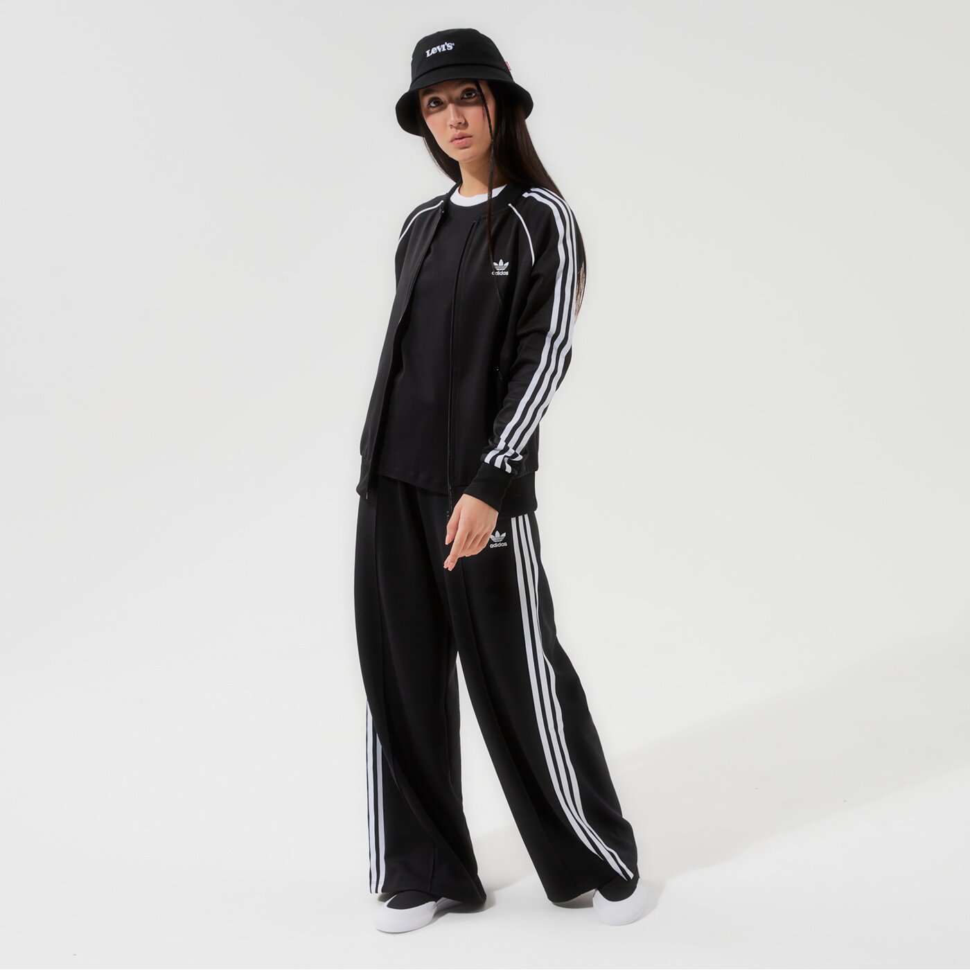 Дамски суичър ADIDAS СУИТЧЪР С ЦИП SST TRACKТОП PB  #gd2374 цвят черен