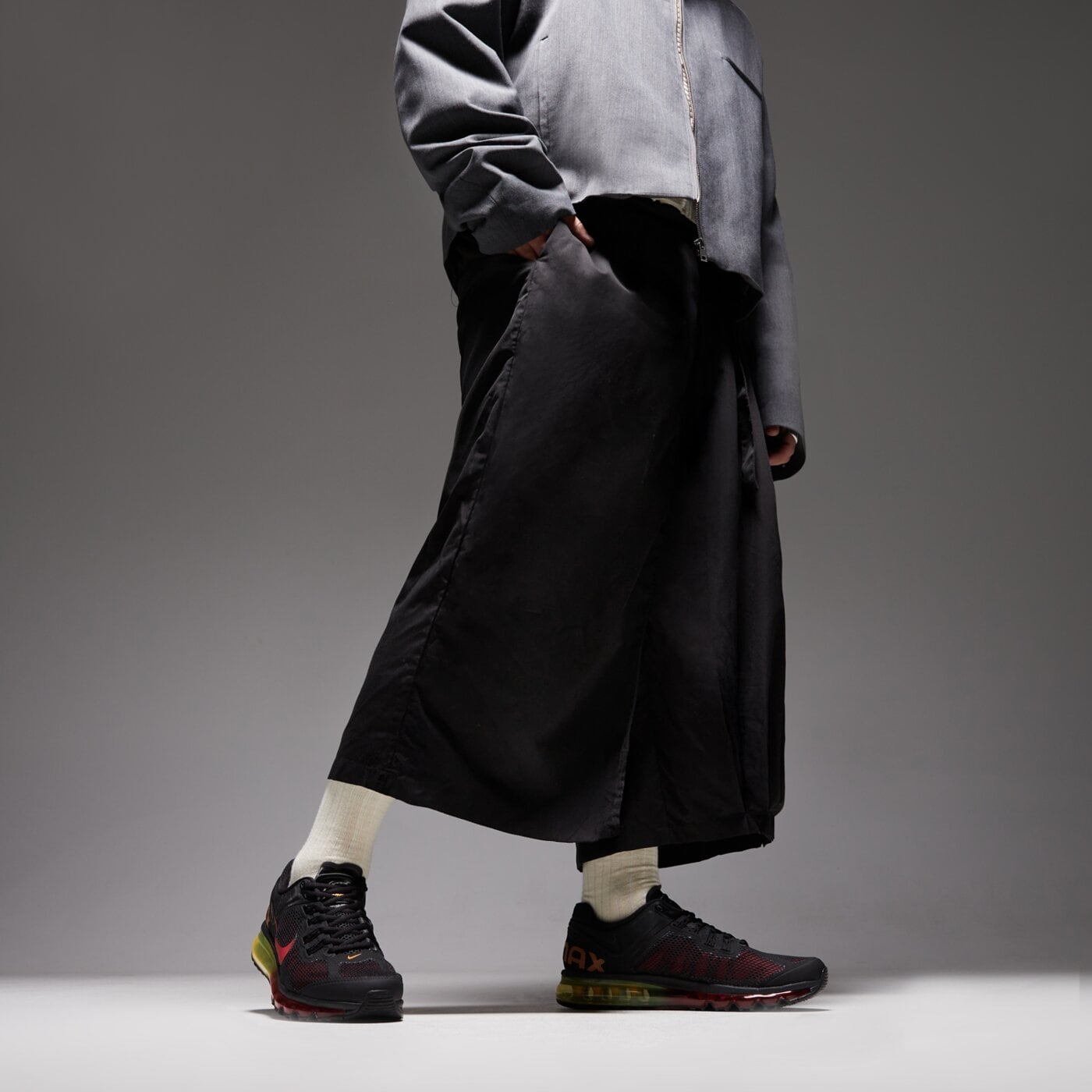 Мъжки маратонки NIKE AIR MAX 2013 hf3660-002 цвят черен