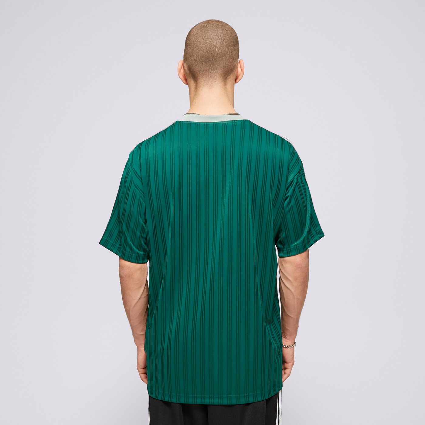Мъжка тениска ADIDAS ТЕНИСКА ADICOLOR POLY T jp1028 цвят зелен