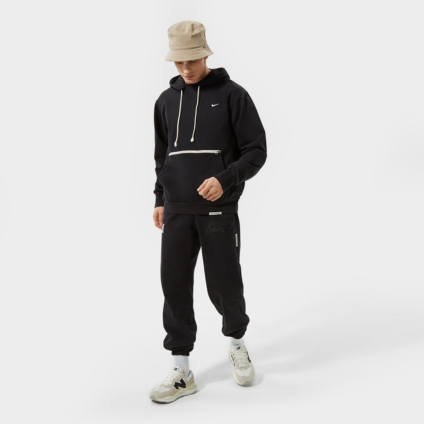 Мъжки суичър NIKE СУИТЧЪР С КАЧУЛКА STANDARD ISSUE NBA cv0864-010 цвят черен