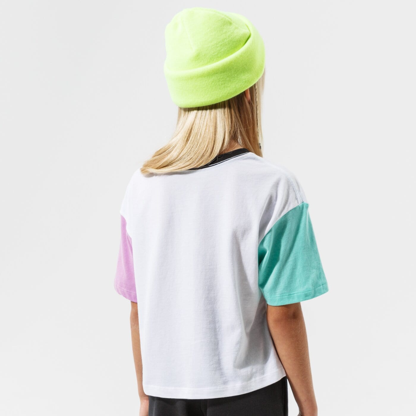 Детска тениска JORDAN ТЕНИСКА J'S ARE FOR GIRLS TEE GIRL 45a575-001 цвят бял