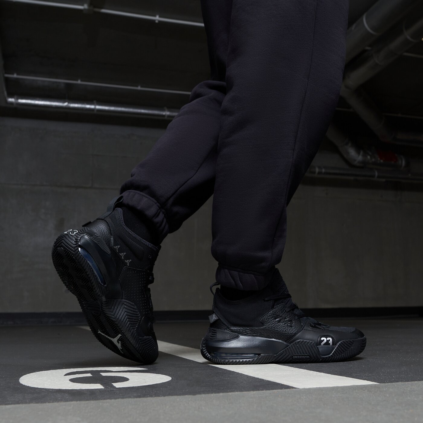 Мъжки маратонки JORDAN STAY LOYAL 2  dq8401-001 цвят черен