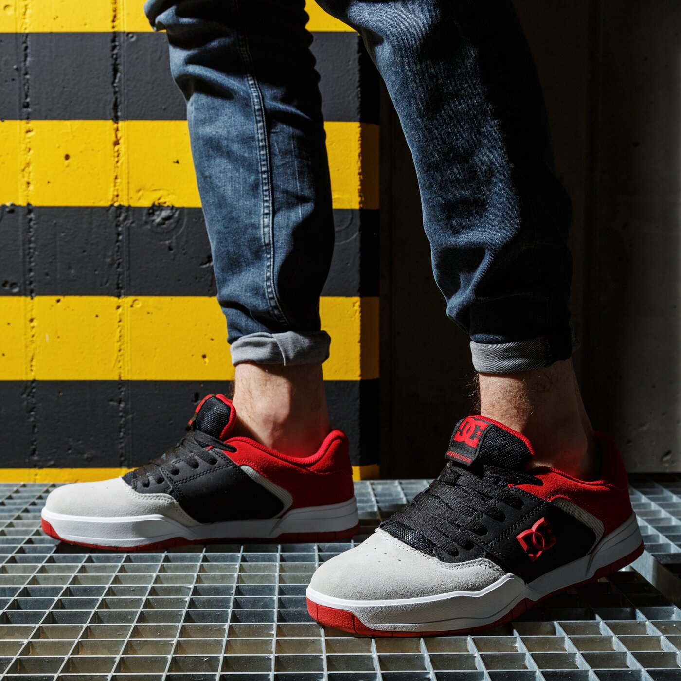 Мъжки маратонки DC CENTRAL adys100551xkrs цвят червен