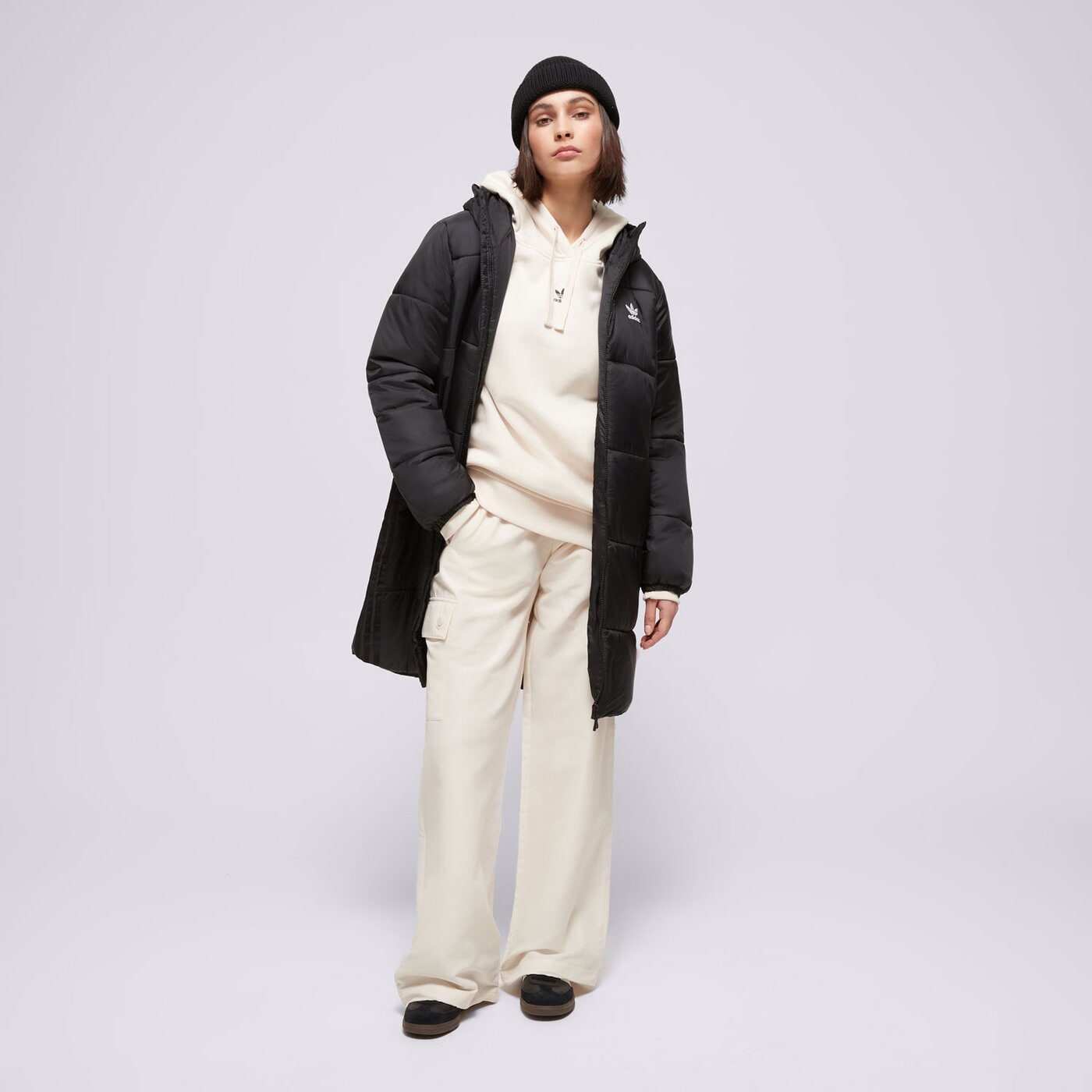 Дамски панталони ADIDAS ПАНТАЛОНИ ESSENTIALS WOVEN CARGO ix9970 цвят бежов