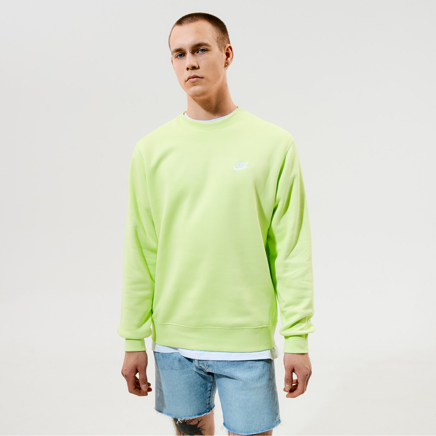 Мъжки суичър NIKE СУИТЧЪР SPORTSWEAR CLUB FLEECE bv2662-736 цвят жълт