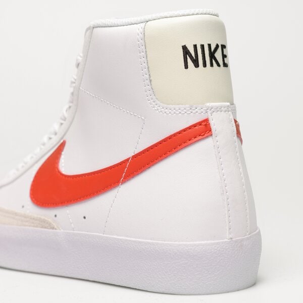 Детски маратонки NIKE BLAZER MID '77 da4086-110 цвят бял