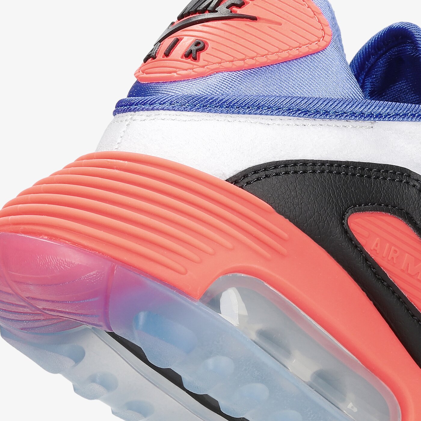 Мъжки маратонки NIKE AIR MAX 2090 EOI da9357-100 цвят бял