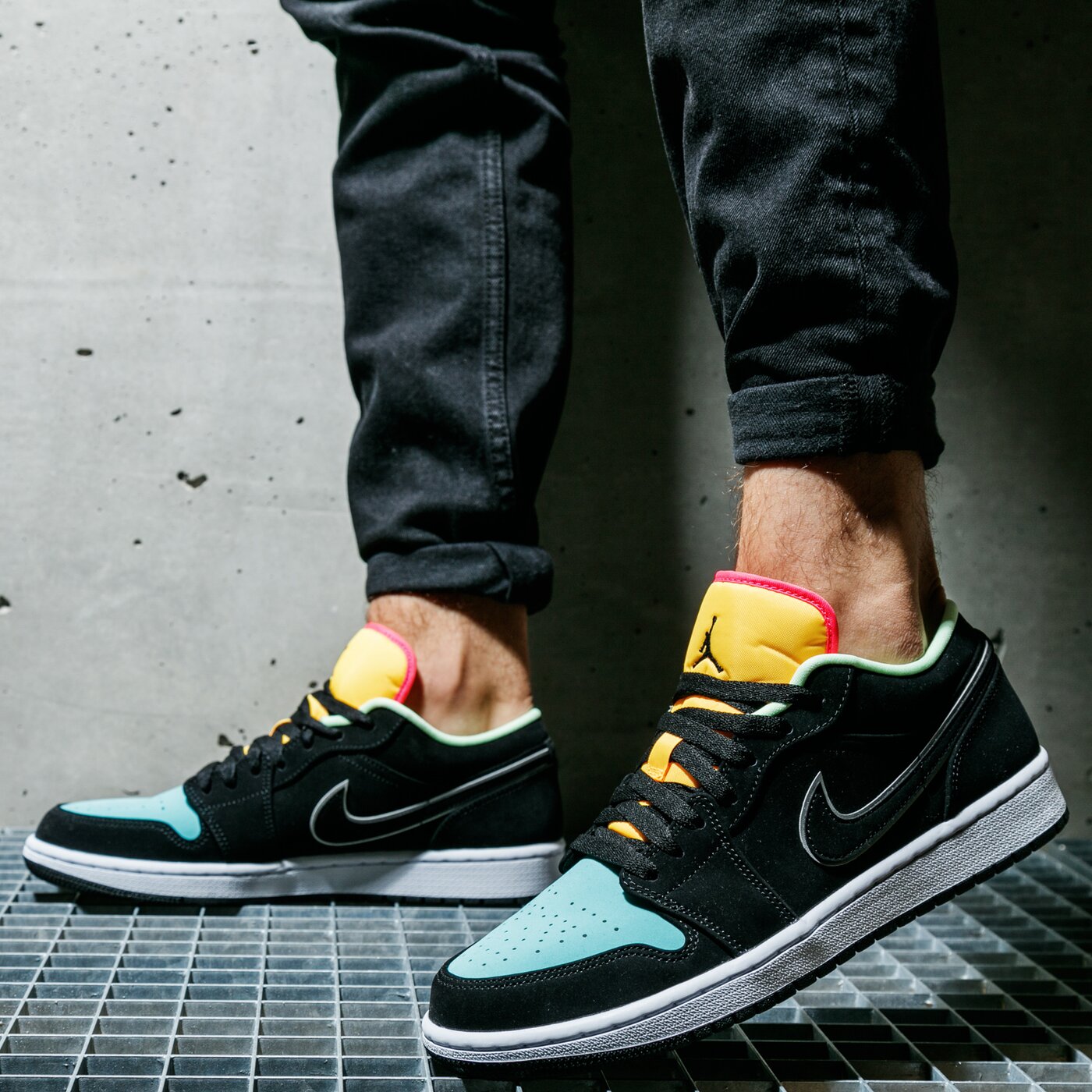 Мъжки маратонки AIR JORDAN 1 LOW SE ck3022-013 цвят черен