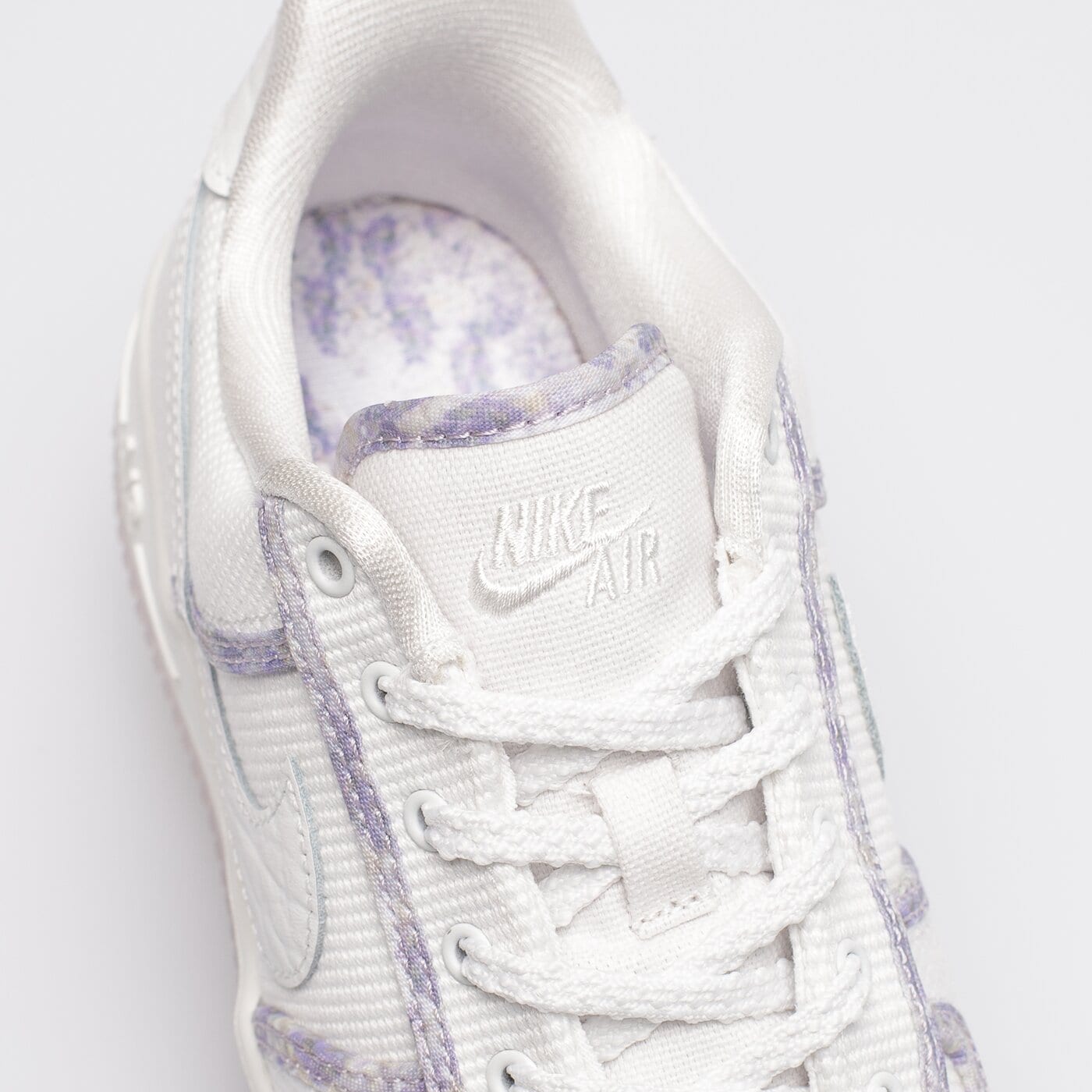 Дамски маратонки NIKE WMNS AIR FORCE 1 LOW dv6136-100 цвят бял