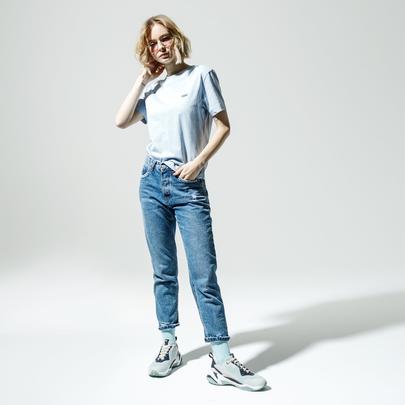 Дамска тениска VANS ТЕНИСКА WM JUNIOR V BOXY ZEN BLUE vn0a4mflvby1 цвят син