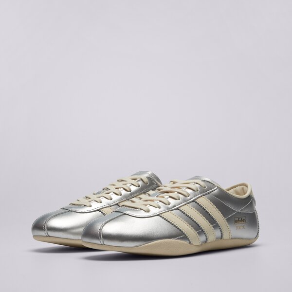 Дамски маратонки ADIDAS TOKYO jq0593 цвят сребърен