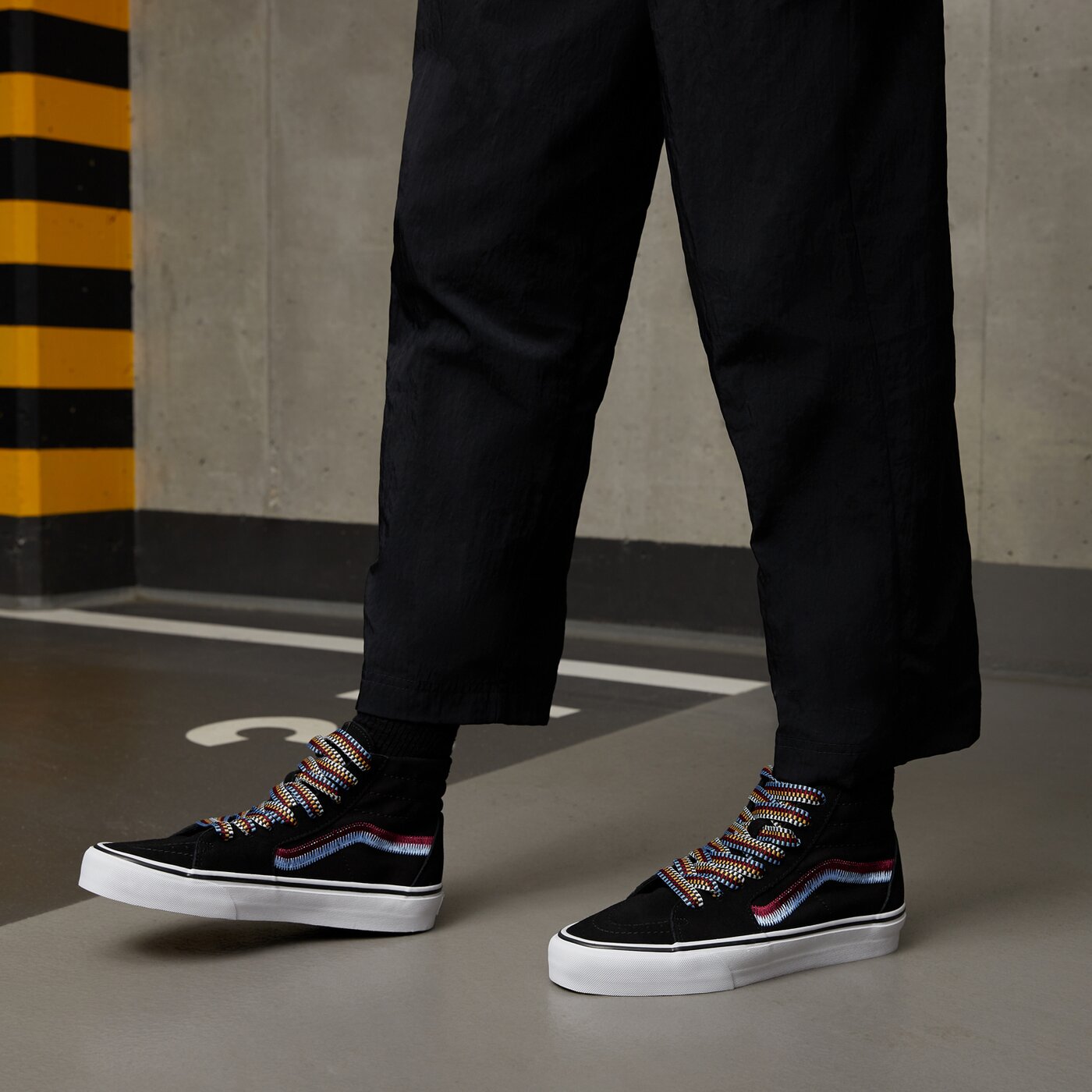 Дамски маратонки VANS SK8-HI TAPERED vn0009qpbma1 цвят черен