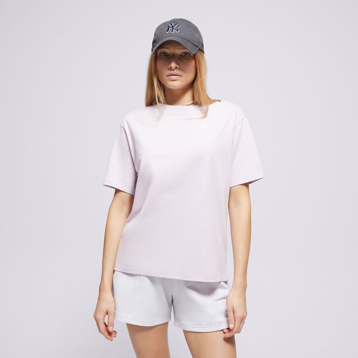 Дамска тениска JORDAN ТЕНИСКА W J BRK ESS SS GF TEE 23 fn4500-537 цвят виолетов