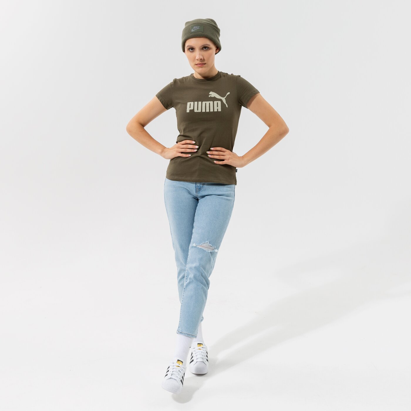 Дамска тениска PUMA ТЕНИСКА ESS LOGO TEE (S) - GRAPE LEAF 58677544 цвят каки