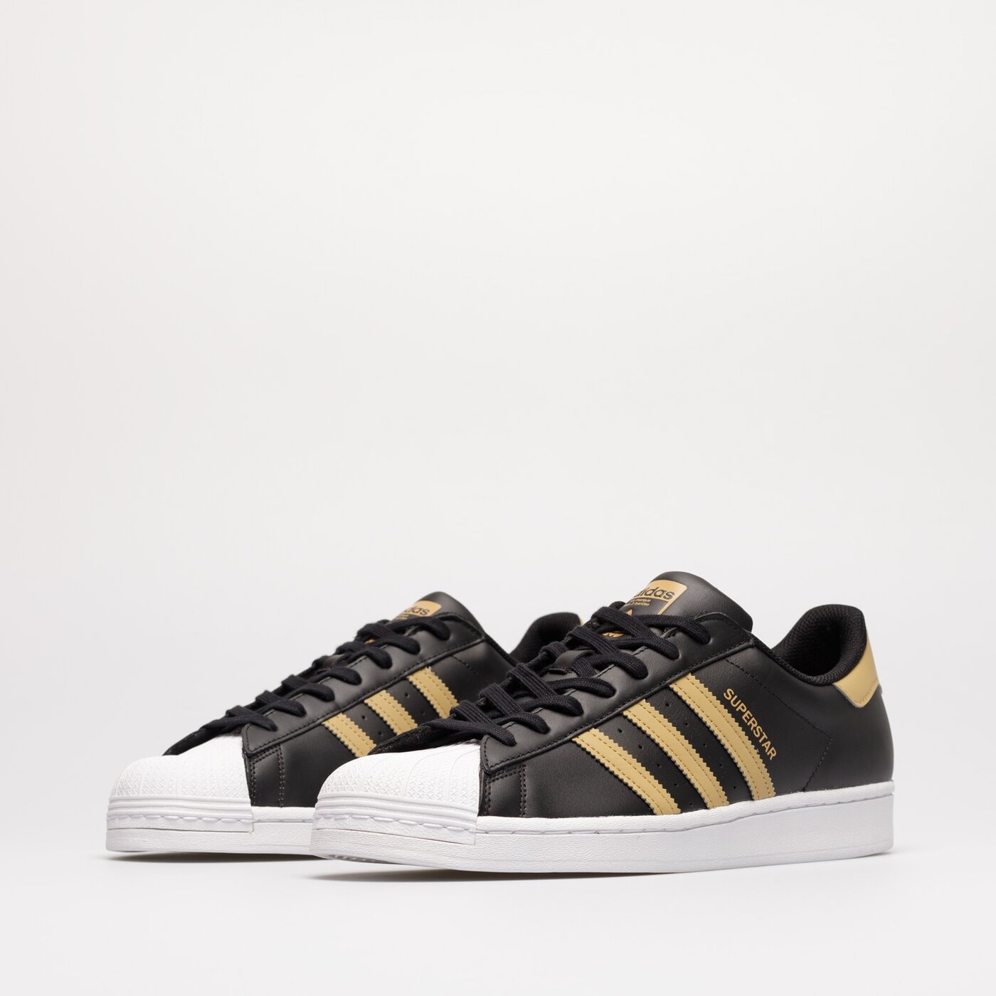 Мъжки маратонки ADIDAS SUPERSTAR  hp5498 цвят черен
