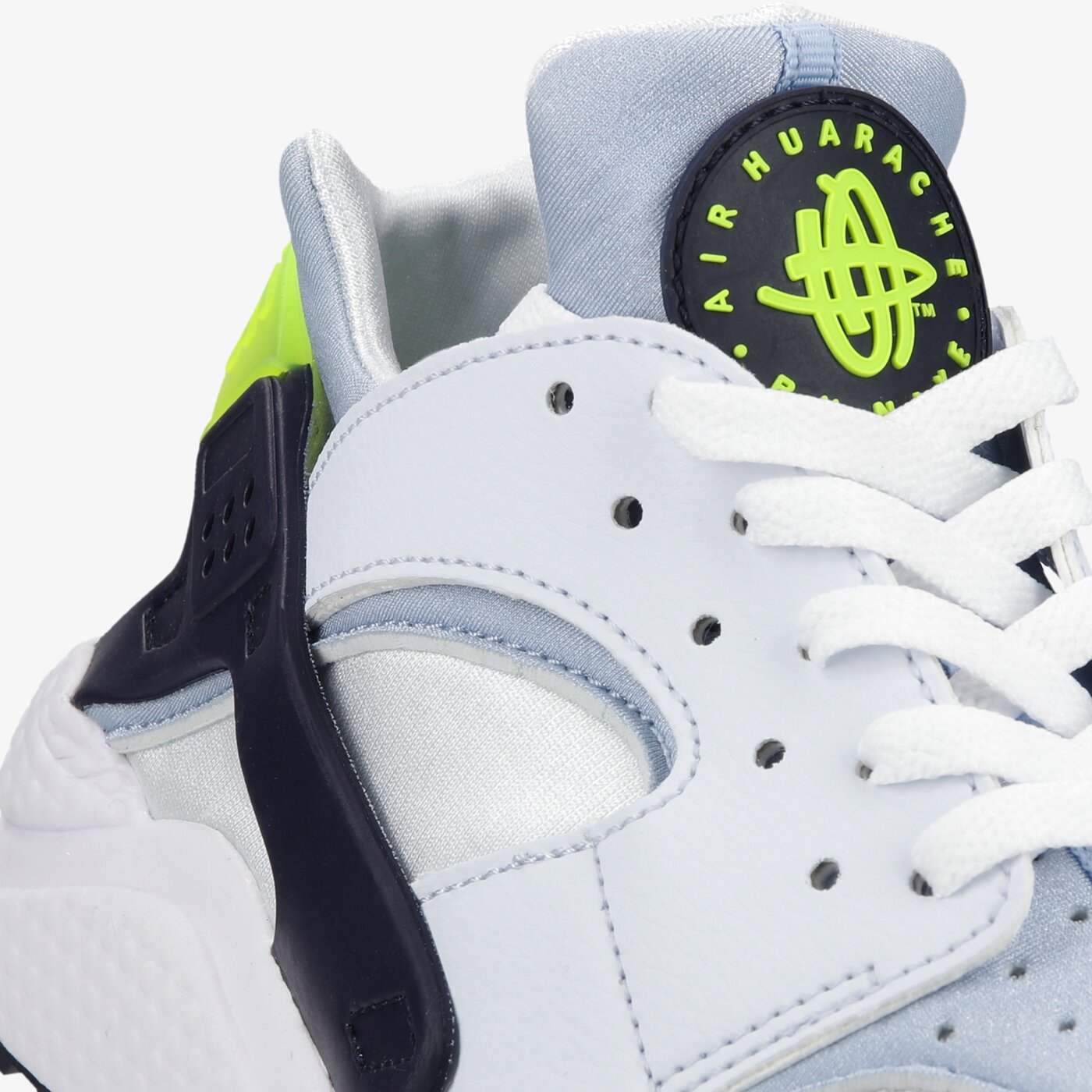 Мъжки маратонки NIKE AIR HUARACHE dv6825-100 цвят бял