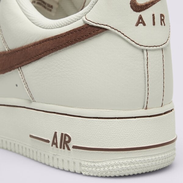 Мъжки маратонки NIKE AIR FORCE 1 '07 LV8 hq2037-101 цвят бежов