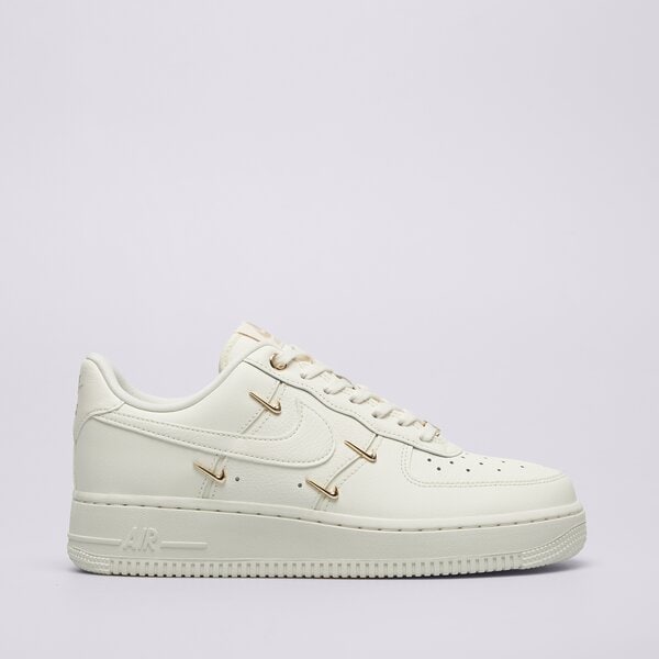 Дамски маратонки NIKE WMNS AIR FORCE 1 '07 LX CN fv3654-111 цвят бежов