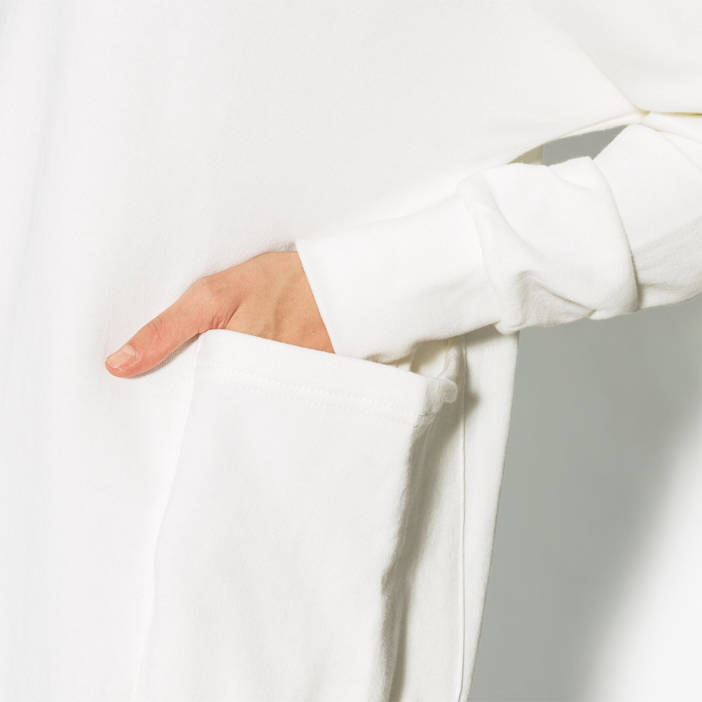 Дамски суичър CONFRONT СУИТЧЪР BRIER cf18bld09001 цвят бял