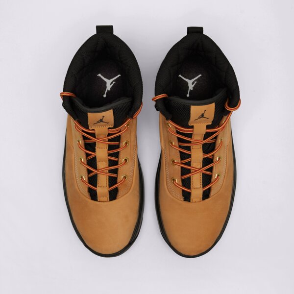 Мъжки зимни обувки JORDAN REMIX hv4580-200 цвят кафяв