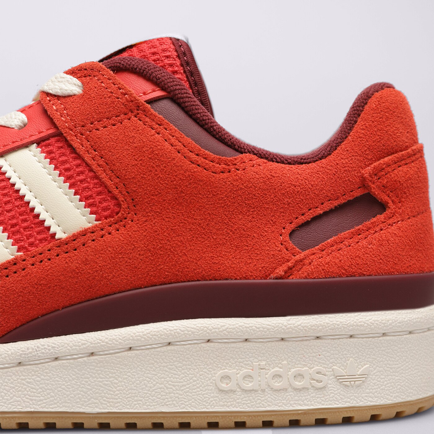 Мъжки маратонки ADIDAS FORUM LOW ie7176 цвят червен