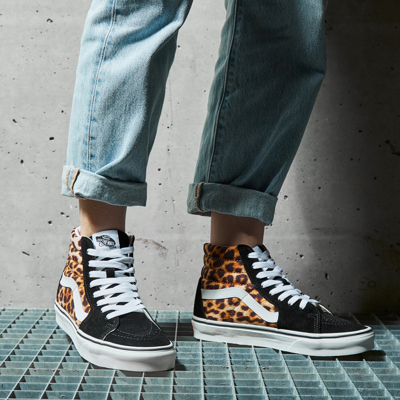 Дамски маратонки VANS UA SK8-HI  vn0a4u3c3i61 цвят многоцветен