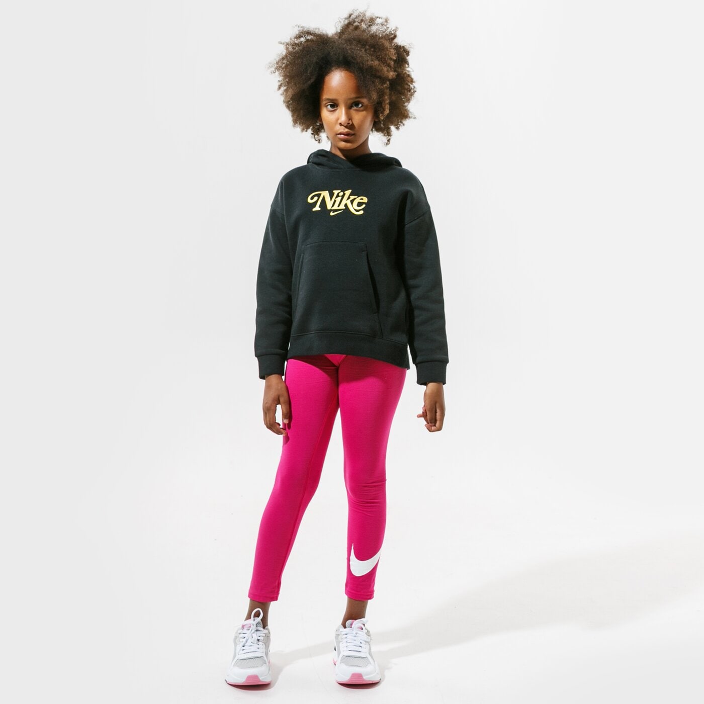 Детски панталони NIKE КЛИН SPORTSWEAR ar4076-615 цвят розов