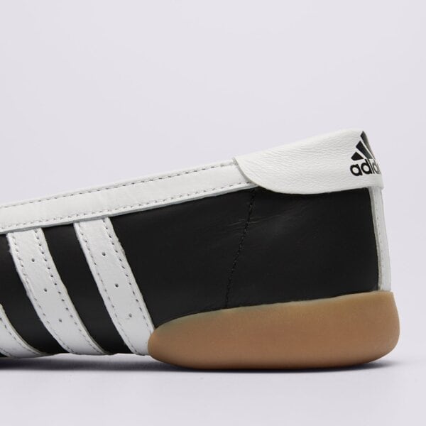 Дамски маратонки ADIDAS TAEKWONDO MEI BALLET W jr7031 цвят черен