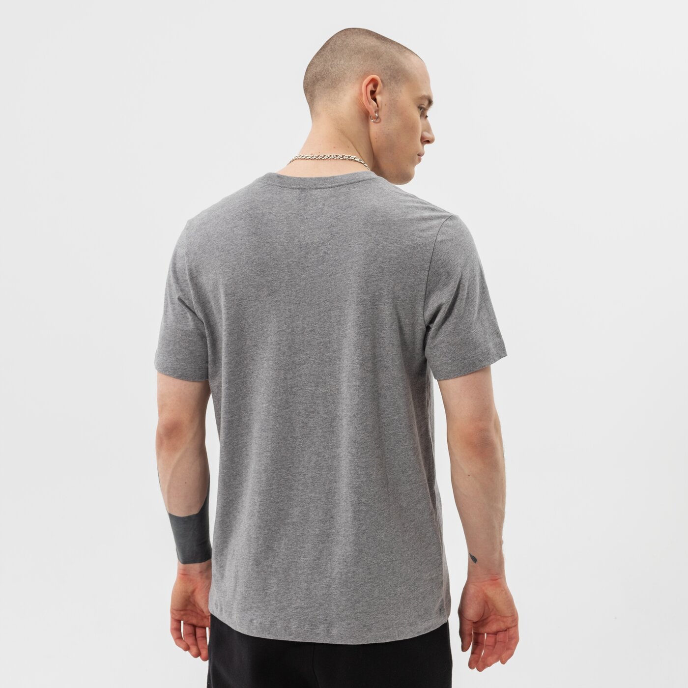 Мъжка тениска JORDAN ТЕНИСКА M J JMPMN GFX SS CREW dh8972-091 цвят сив