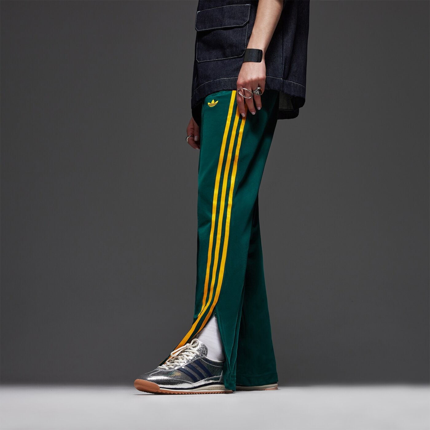 Дамски маратонки ADIDAS SL 72 OG W jh8654 цвят сребърен