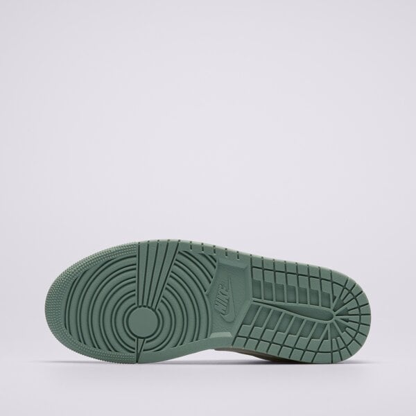 Дамски маратонки WMNS AIR JORDAN 1 LOW dc0774-138 цвят бял