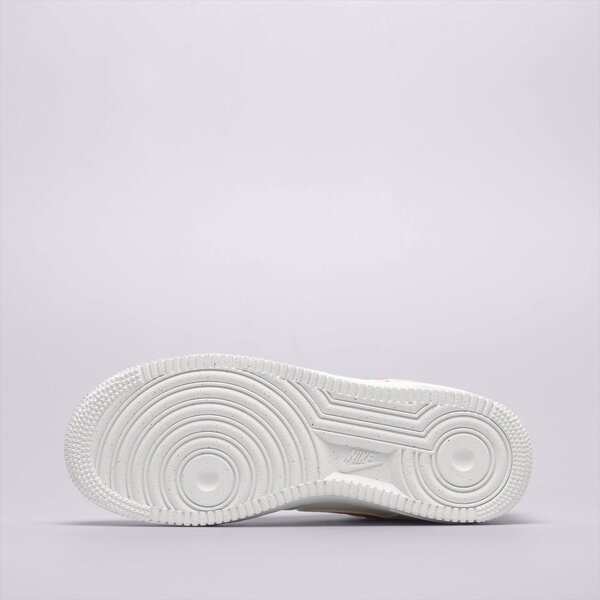 Дамски маратонки NIKE AIR FORCE 1 '07 SE dv3808-100 цвят бял