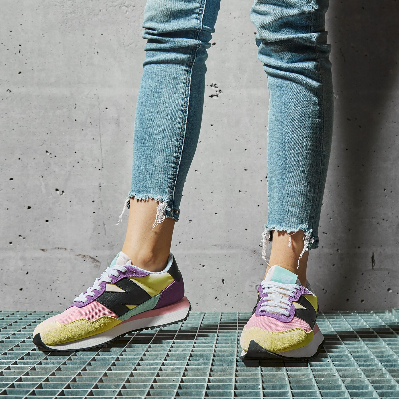 Дамски маратонки NEW BALANCE 237  ws237pw1 цвят многоцветен