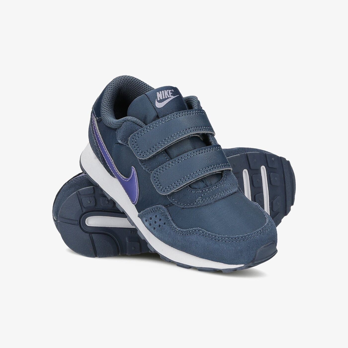 Детски маратонки NIKE MD VALIANT cn8559-402 цвят тъмносин