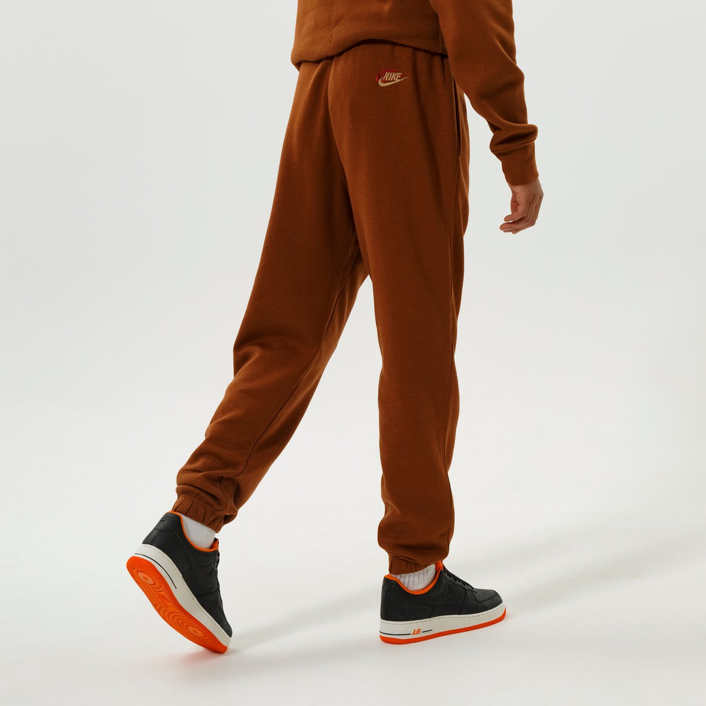 Мъжки панталони NIKE ПАНТАЛОНИ M NSW SPE+ BB JGGR M FTA dm8884-204 цвят кафяв