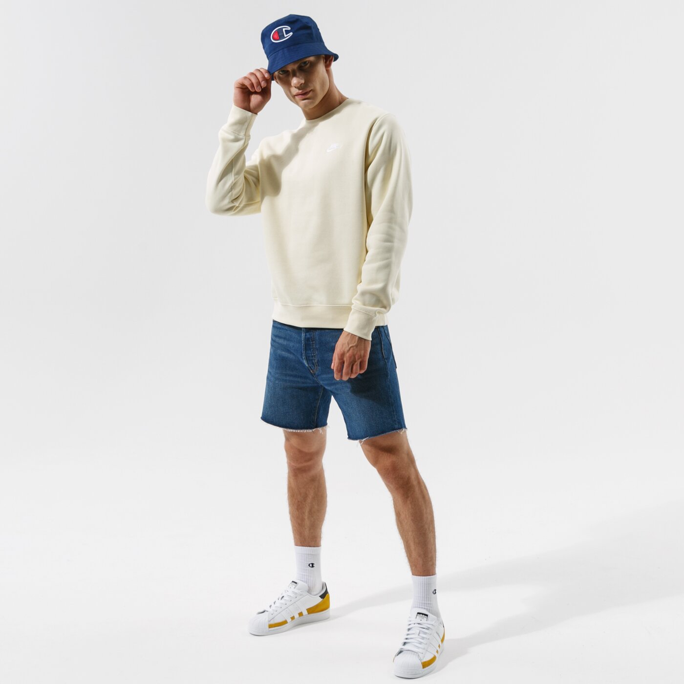 Мъжки суичър NIKE СУИТЧЪР SPORTSWEAR CLUB bv2662-113 цвят жълт