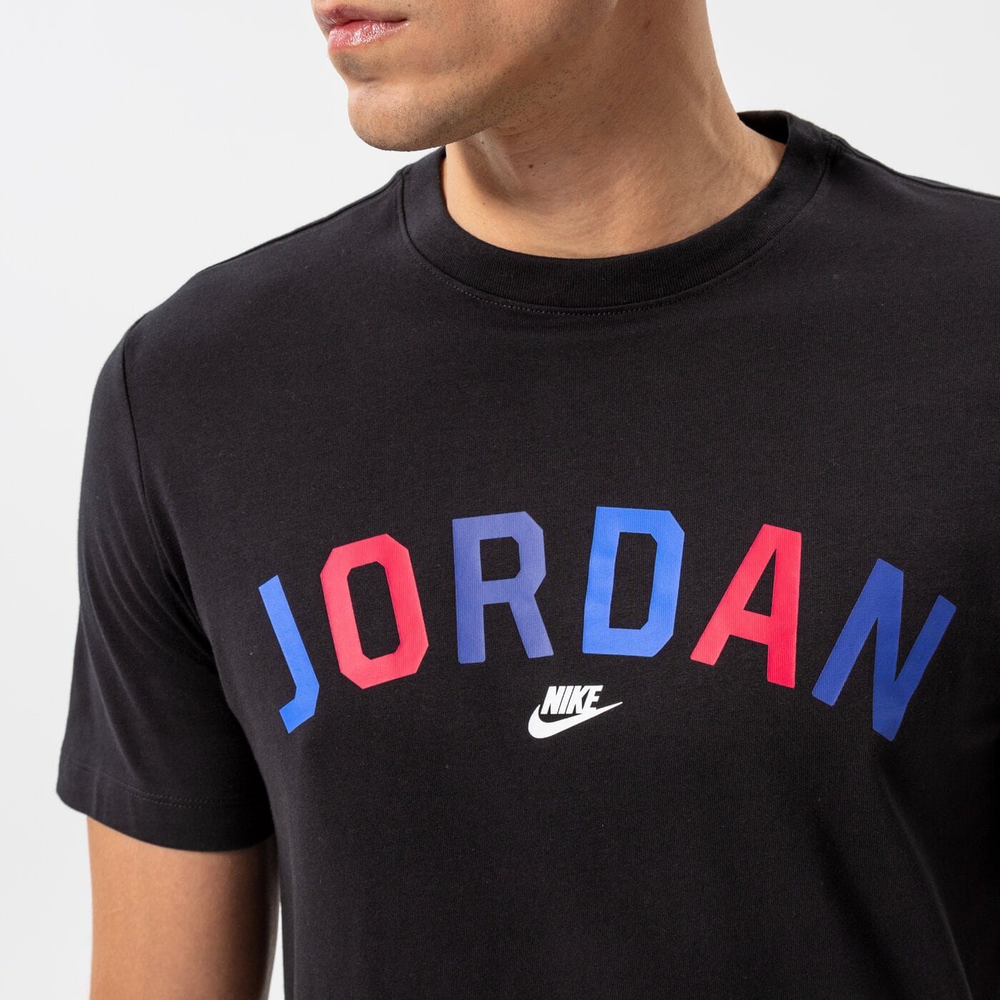 Мъжка тениска JORDAN ТЕНИСКА M J SPRT DNA WDMK SS CREW dh8978-010 цвят черен