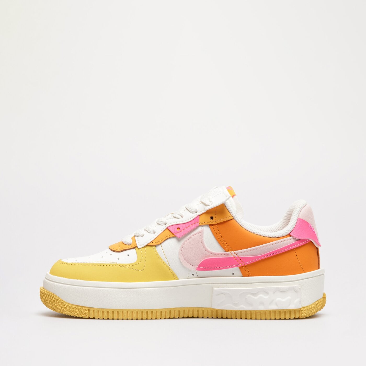 Дамски маратонки NIKE AIR FORCE 1 FONTANKA  dx2675-100 цвят многоцветен