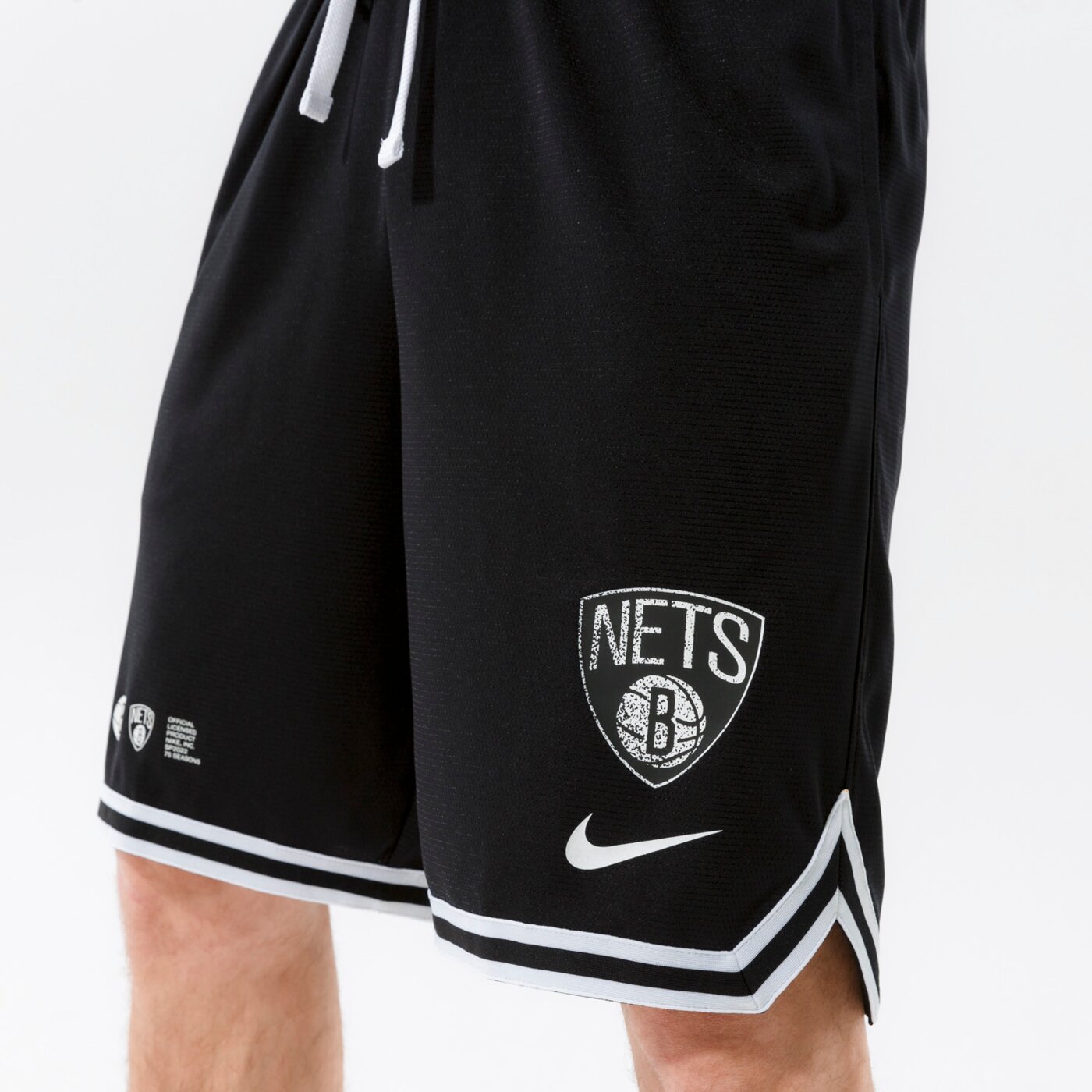 Мъжки къси панталони NIKE ШОРТИ BKN M NK DF DNA SHORT TEAM NBA dh9165-010 цвят черен